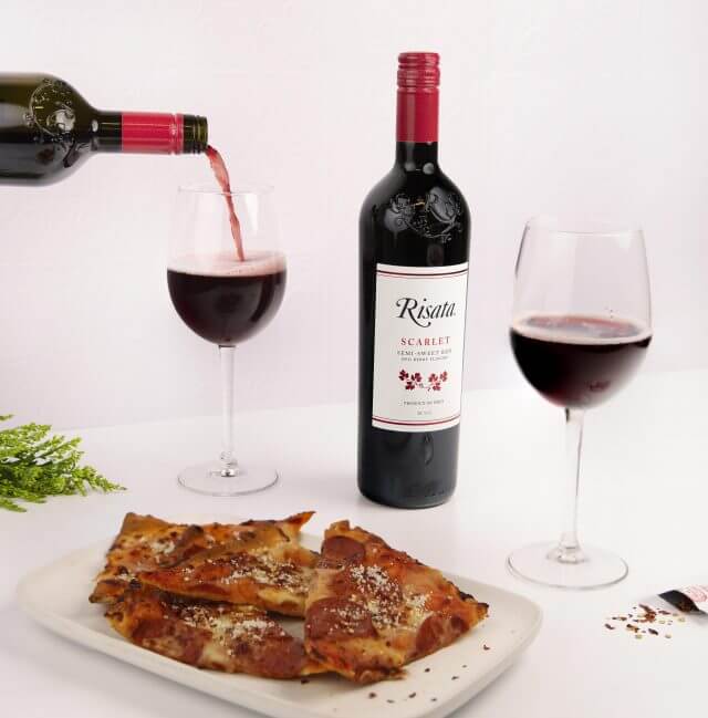 Risata Scarlet Pairing with Food
