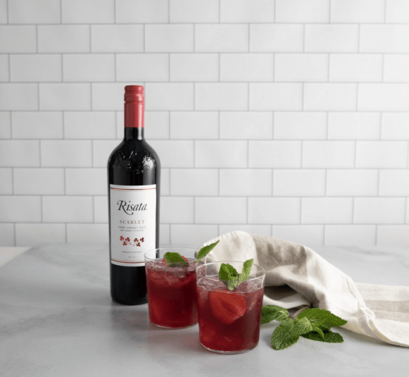 Risata Scarlet Bramble On Cocktail